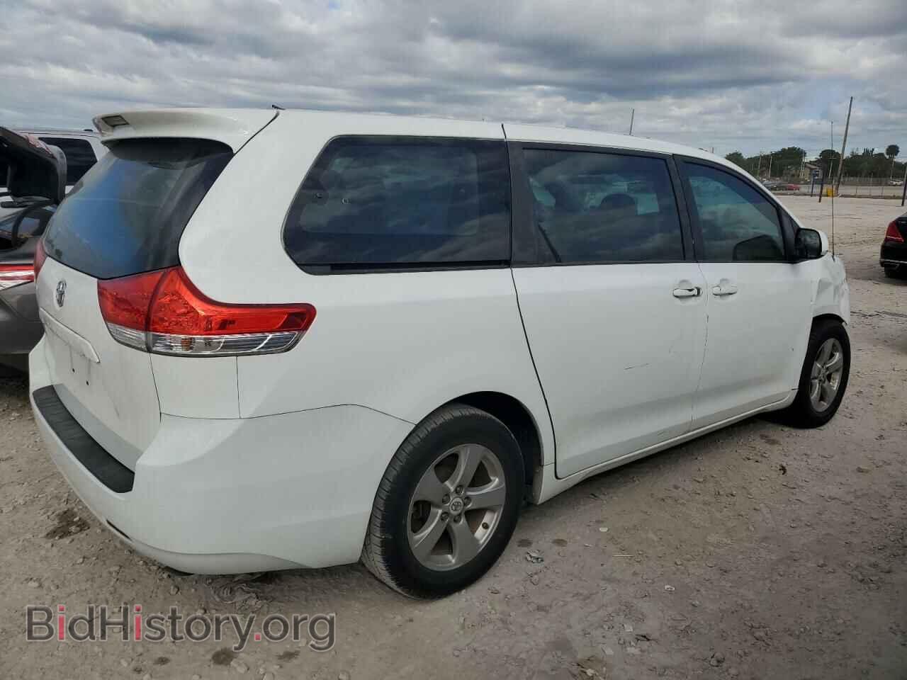2011 TOYOTA All Models - VIN: 5TDZK3DC8BS024537 - Photo 3