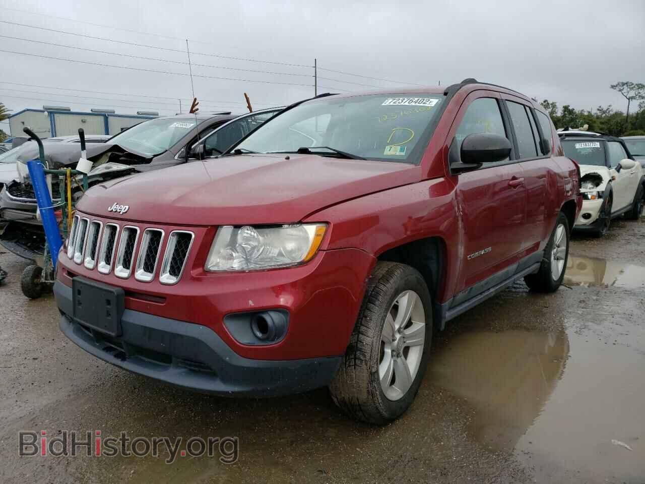 Photo 1J4NT1FB8BD189921 - JEEP COMPASS 2011