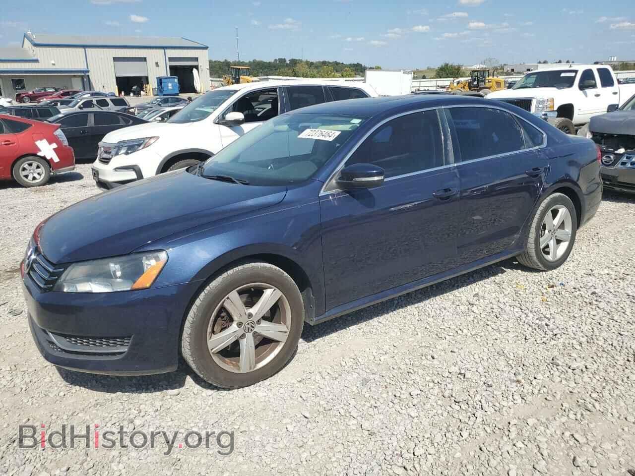 Photo 1VWBP7A33DC059504 - VOLKSWAGEN PASSAT 2013