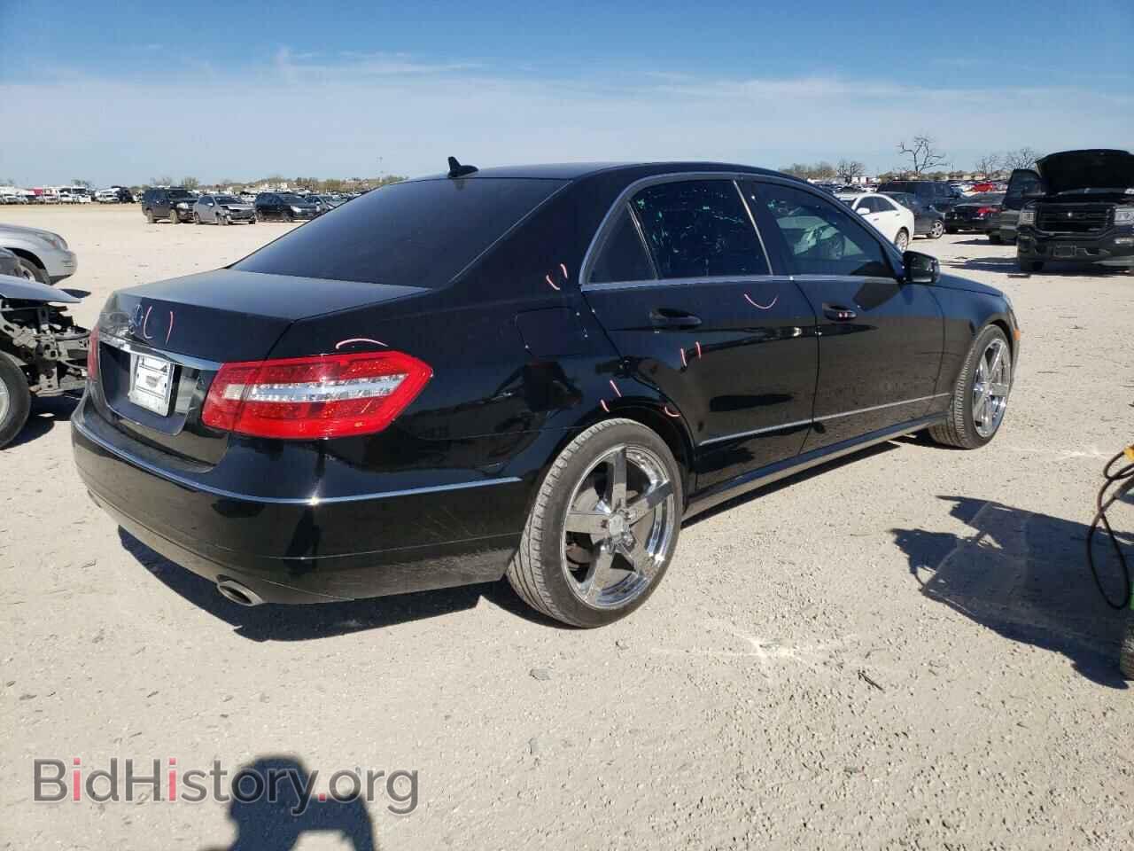 2011 MERCEDES-BENZ E-CLASS - VIN: WDDHF5GB1BA345420 - Фото 3