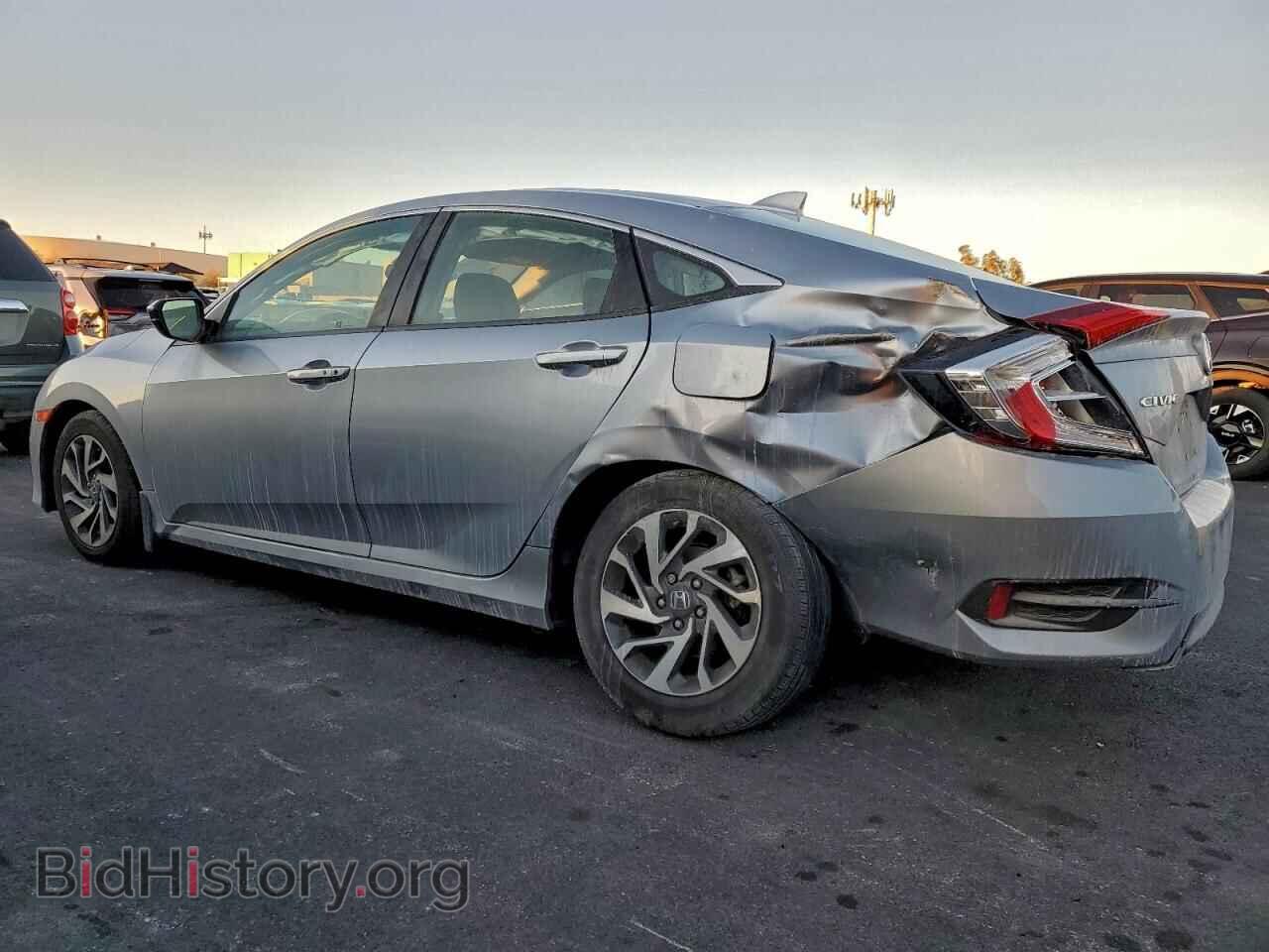 2018 HONDA CIVIC - VIN: 2HGFC2F75JH563027 - Фото 2