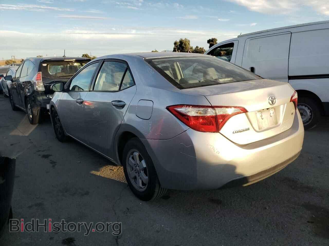 2015 TOYOTA COROLLA - VIN: 5YFBURHE8FP313863 - Фото 2