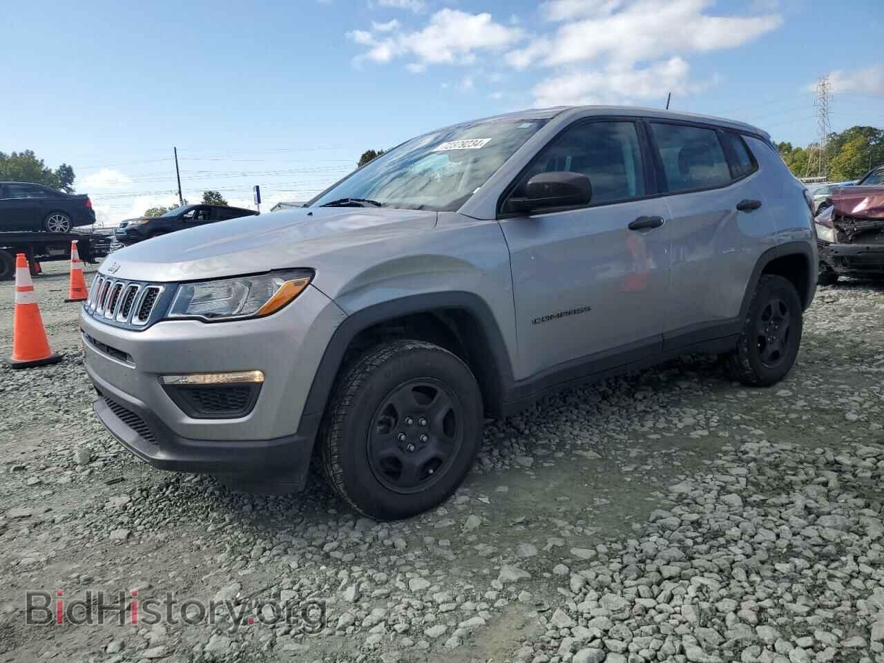 Photo 3C4NJDAB3JT334652 - JEEP COMPASS 2018