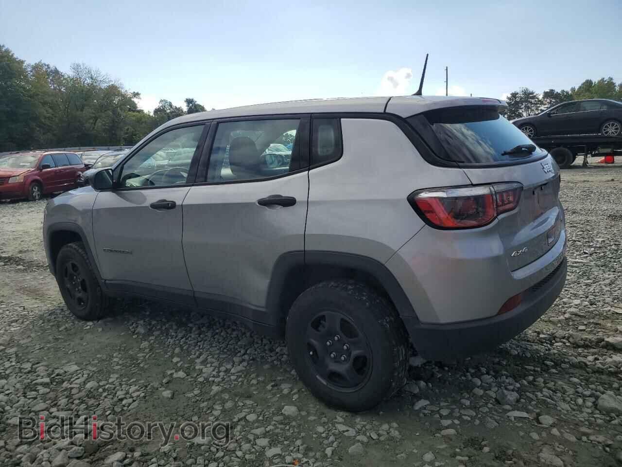 2018 JEEP COMPASS - VIN: 3C4NJDAB3JT334652 - Фото 2