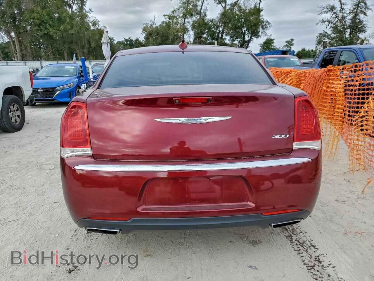 2017 CHRYSLER 300 - VIN: 2C3CCAAG9HH577451 - Фото 6