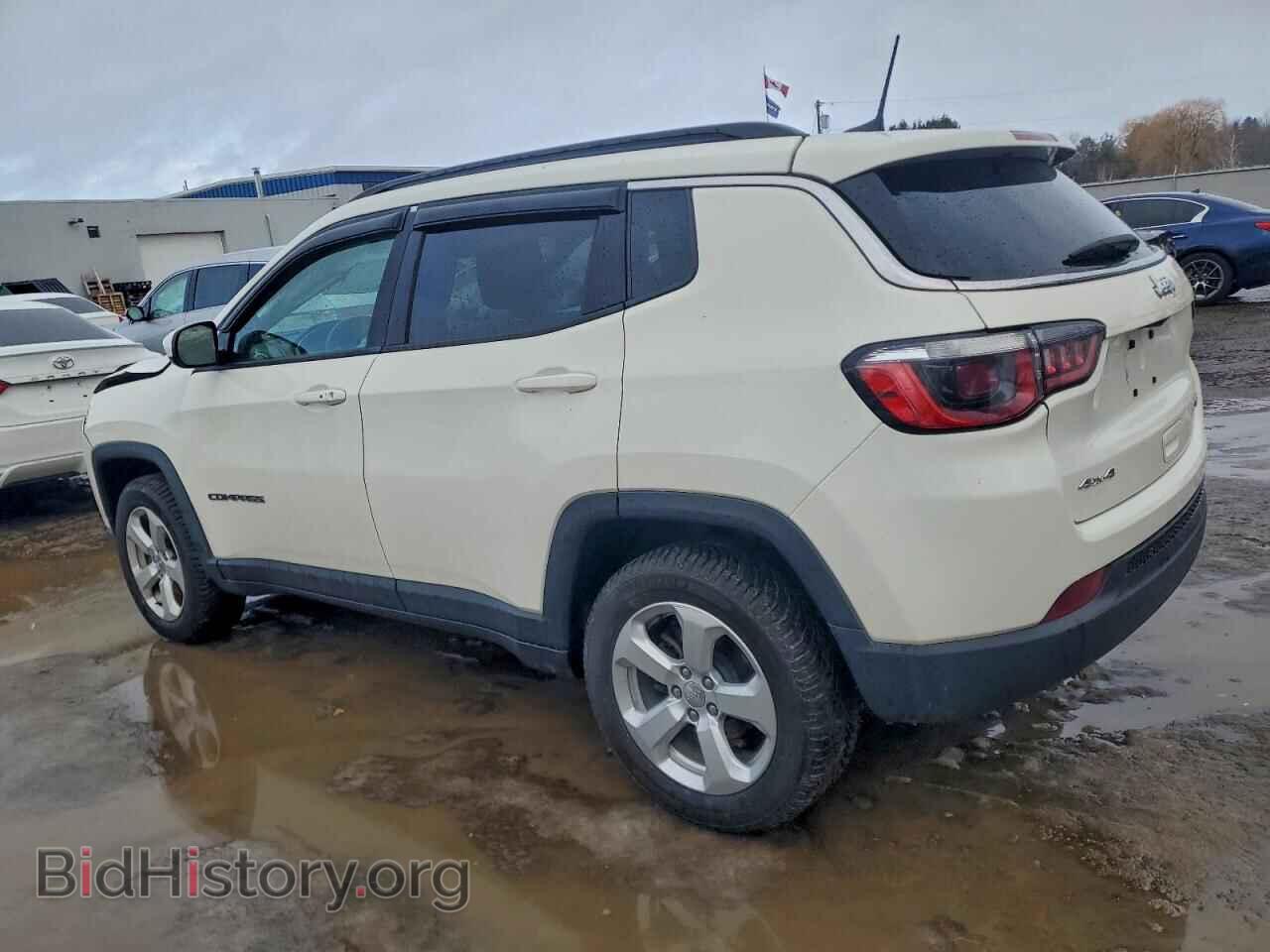2018 JEEP COMPASS - VIN: 3C4NJDBB6JT206114 - Фото 2