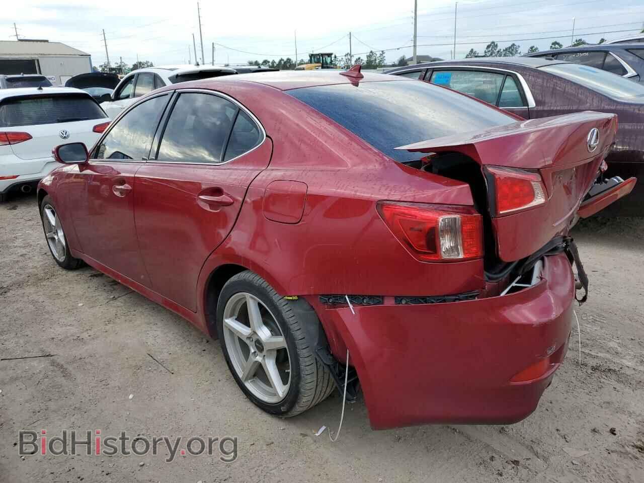 2011 LEXUS IS - VIN: JTHCF5C25B5044831 - Photo 2