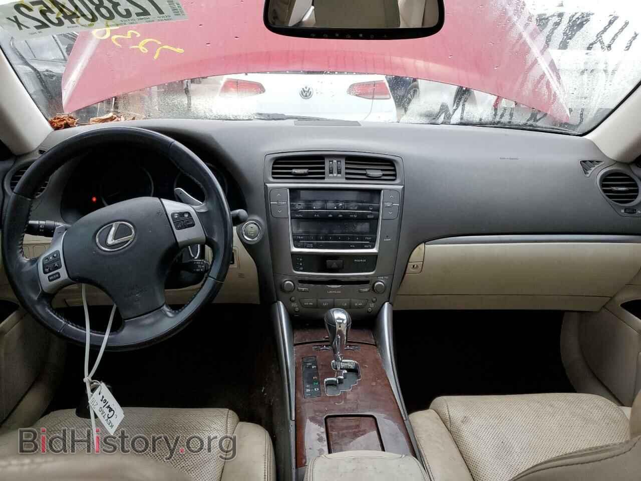 2011 LEXUS IS - VIN: JTHCF5C25B5044831 - Photo 8