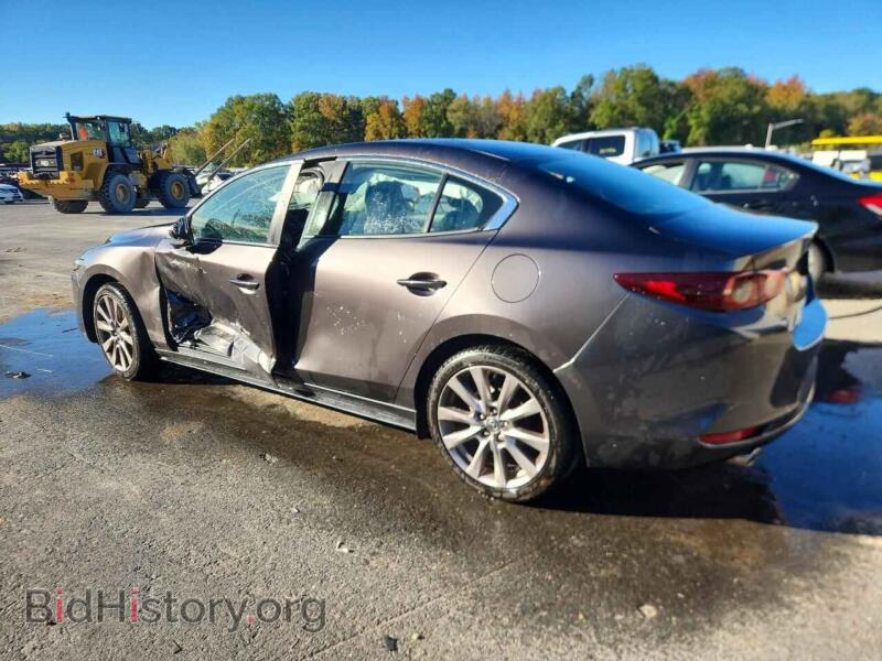 2021 Mazda 3 (VIN 3MZBPABL3MM201750) — photo 2 of 13