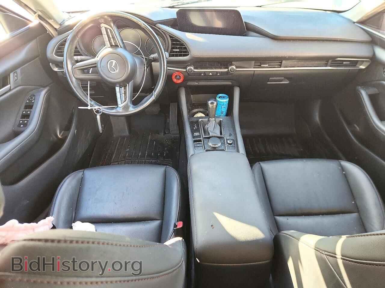 2021 Mazda 3 (VIN 3MZBPABL3MM201750) — photo 8 of 13