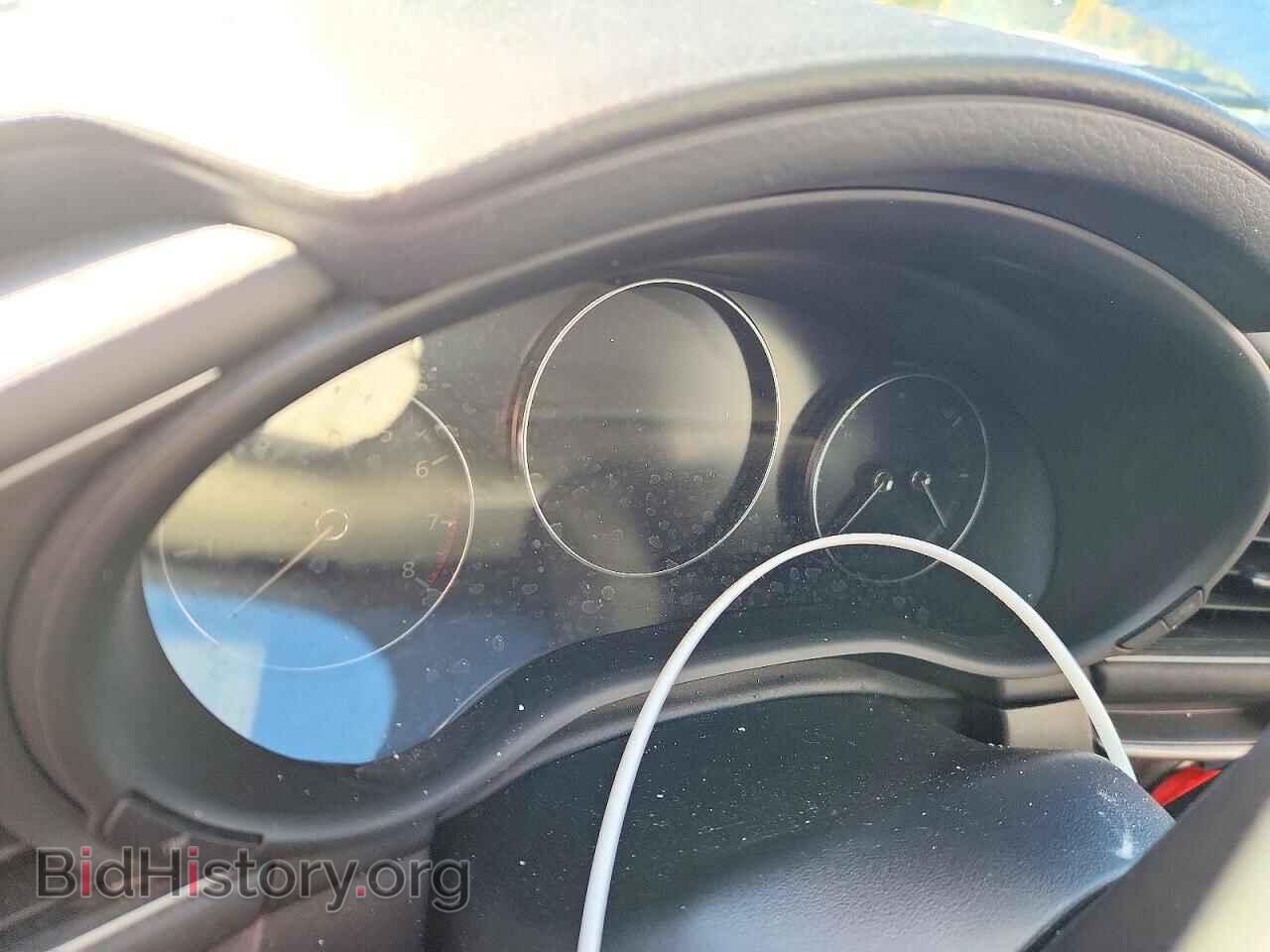 2021 Mazda 3 (VIN 3MZBPABL3MM201750) — photo 9 of 13