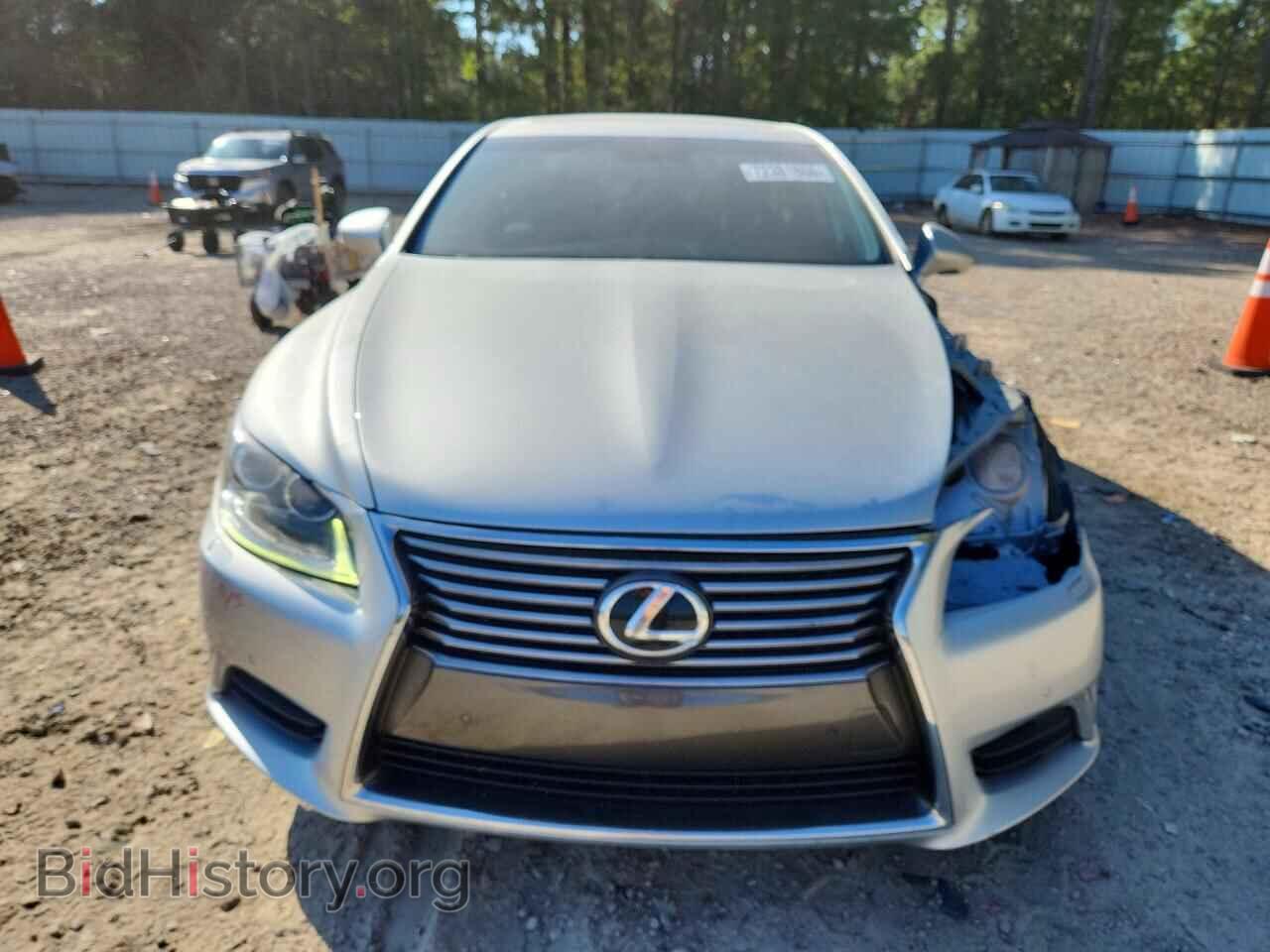 2017 LEXUS LS460 - VIN: JTHCL5EF5H5028873 - Photo 5