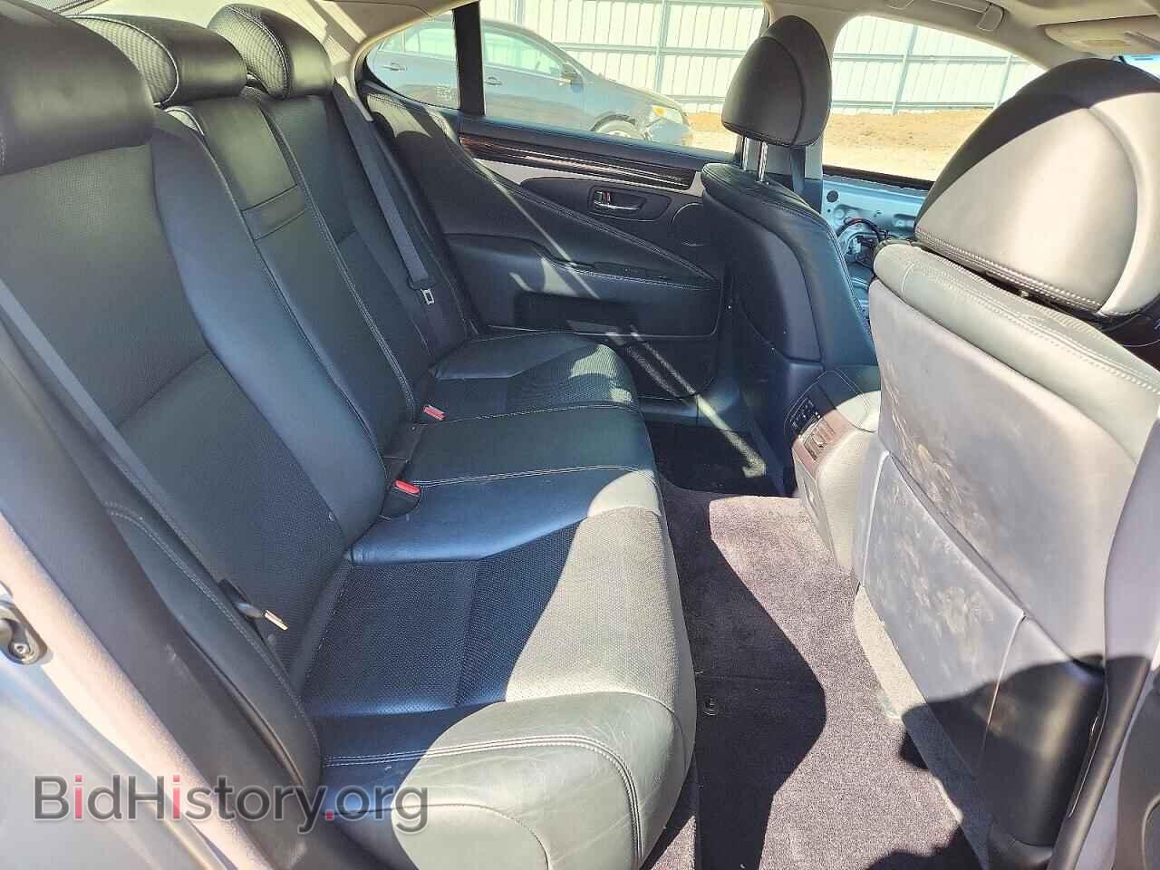 2017 LEXUS LS460 - VIN: JTHCL5EF5H5028873 - Photo 10
