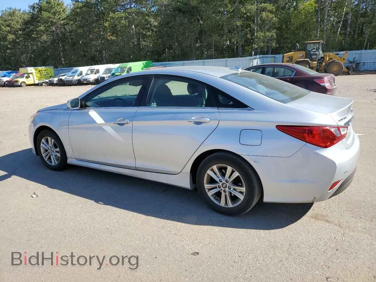 2014 HYUNDAI SONATA - VIN: 5NPEB4ACXEH887682 - Фото 2