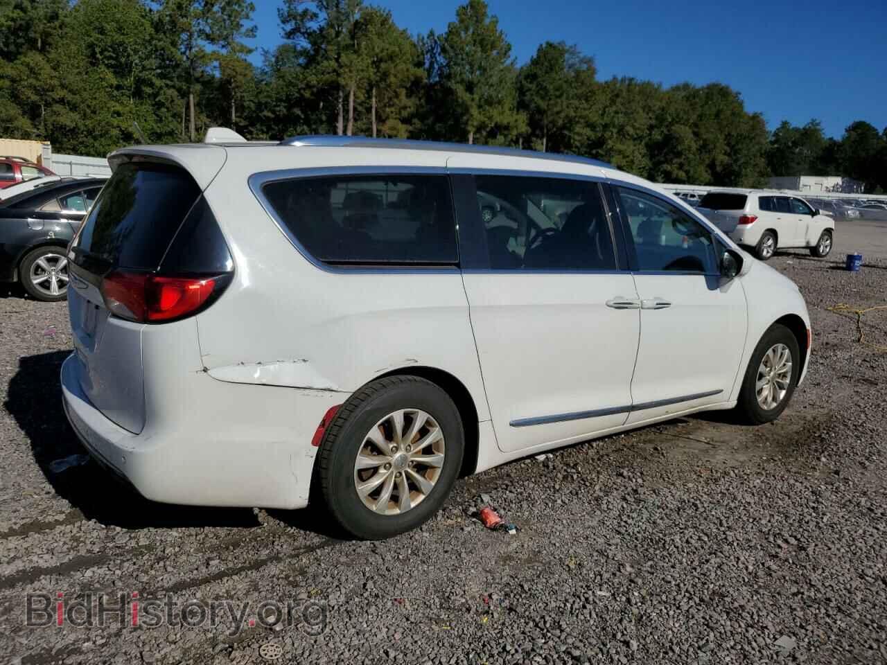 2019 CHRYSLER PACIFICA - VIN: 2C4RC1BG9KR652252 - Photo 3