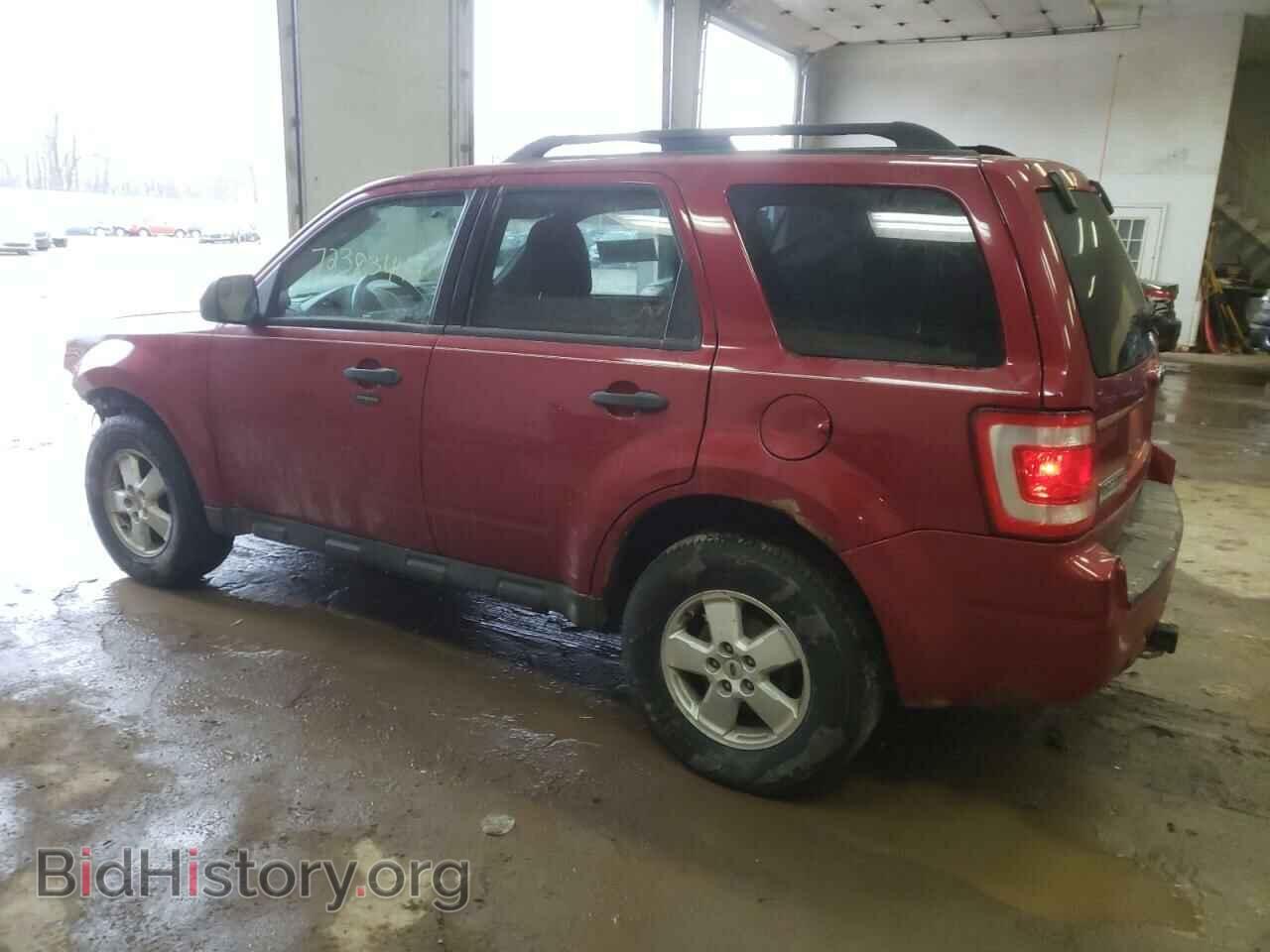 2010 FORD ESCAPE - VIN: 1FMCU0DG2AKA30949 - Фото 2