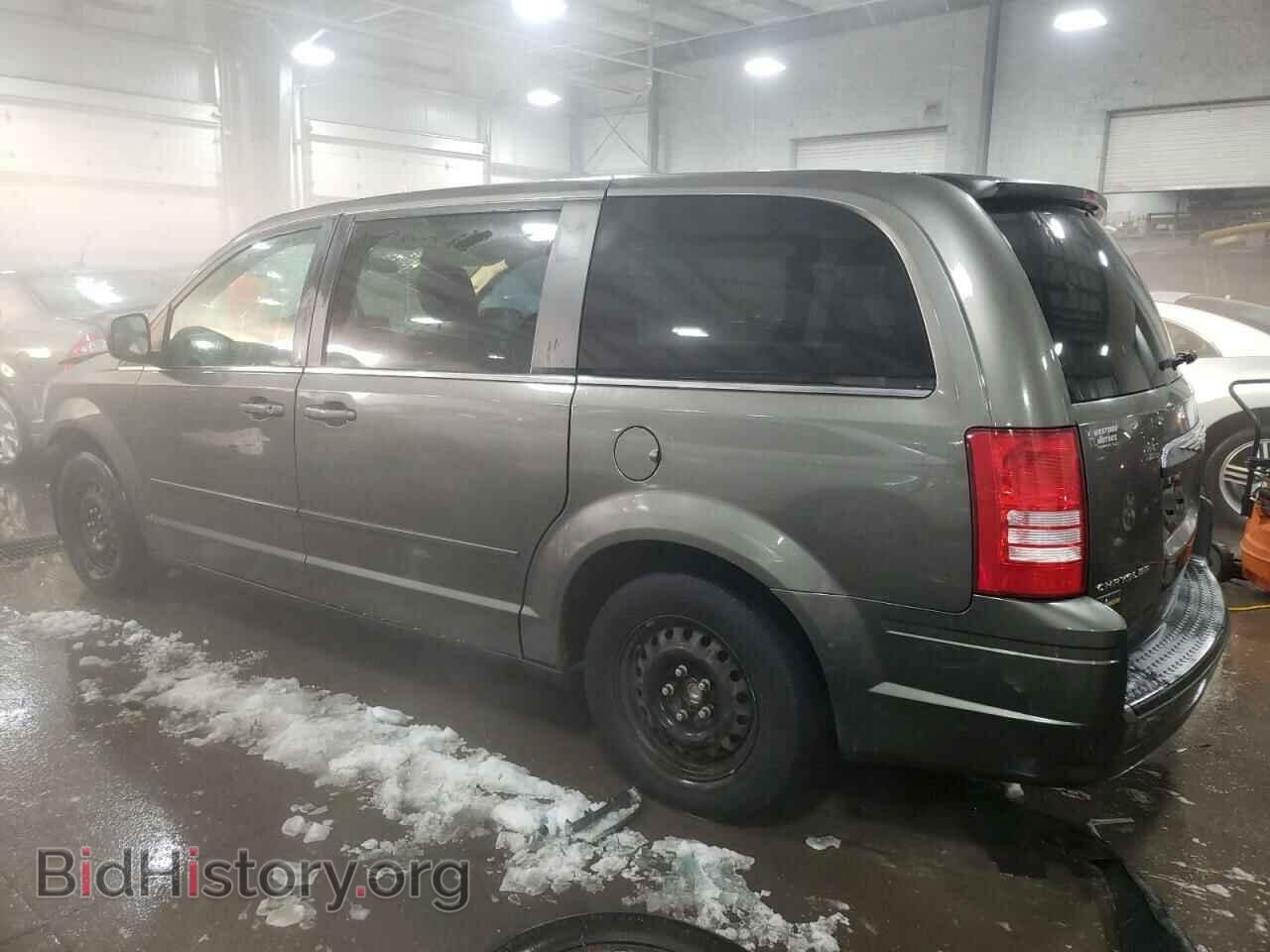 2010 CHRYSLER MINIVAN - VIN: 2A4RR4DE5AR226689 - Photo 2