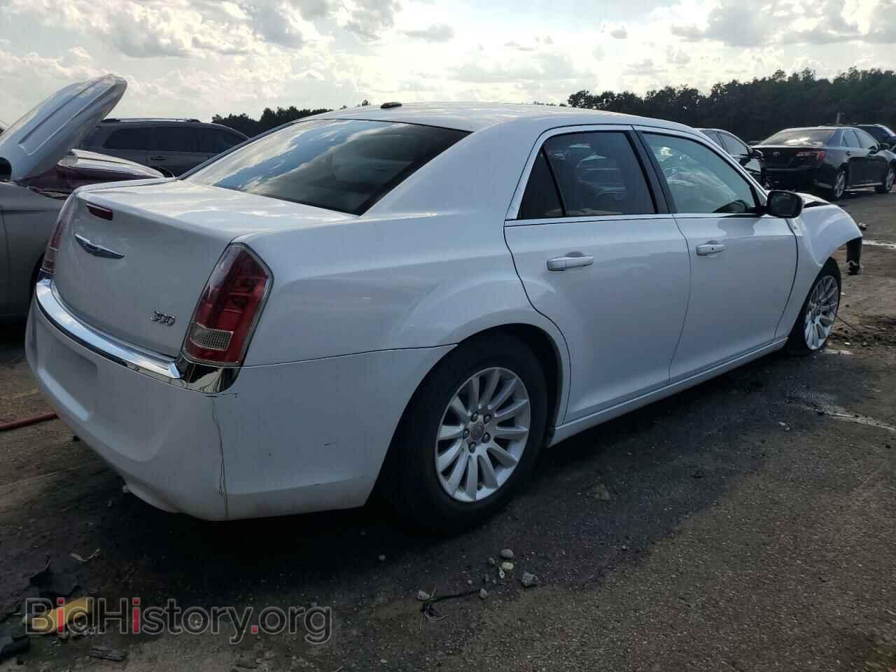 2014 CHRYSLER 300 - VIN: 2C3CCAAG2EH138605 - Фото 3