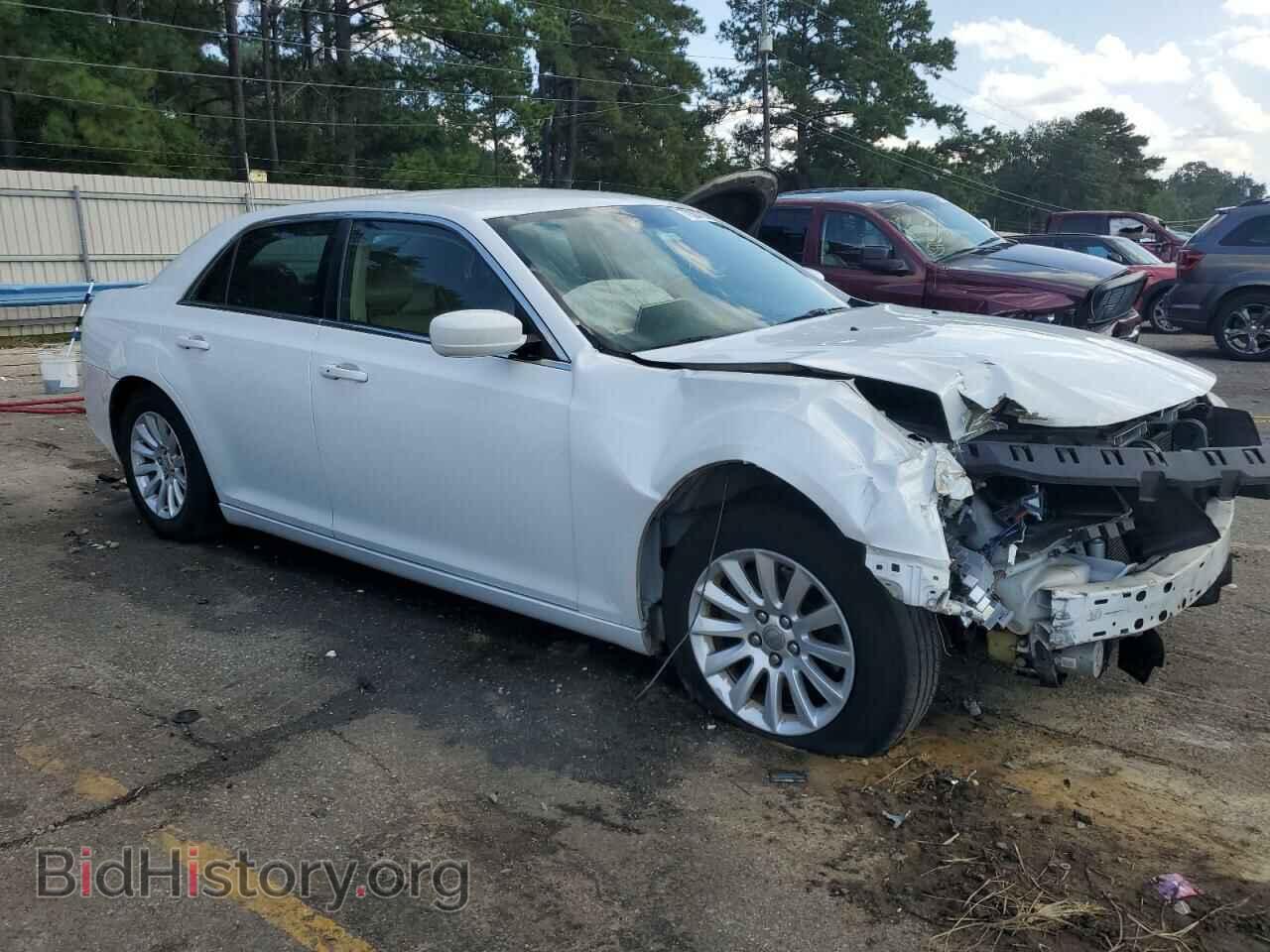 2014 CHRYSLER 300 - VIN: 2C3CCAAG2EH138605 - Фото 4