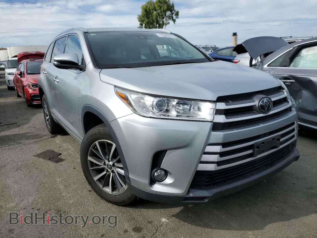2018 TOYOTA HIGHLANDER - VIN: 5TDKZRFH7JS543733 - Фото 4