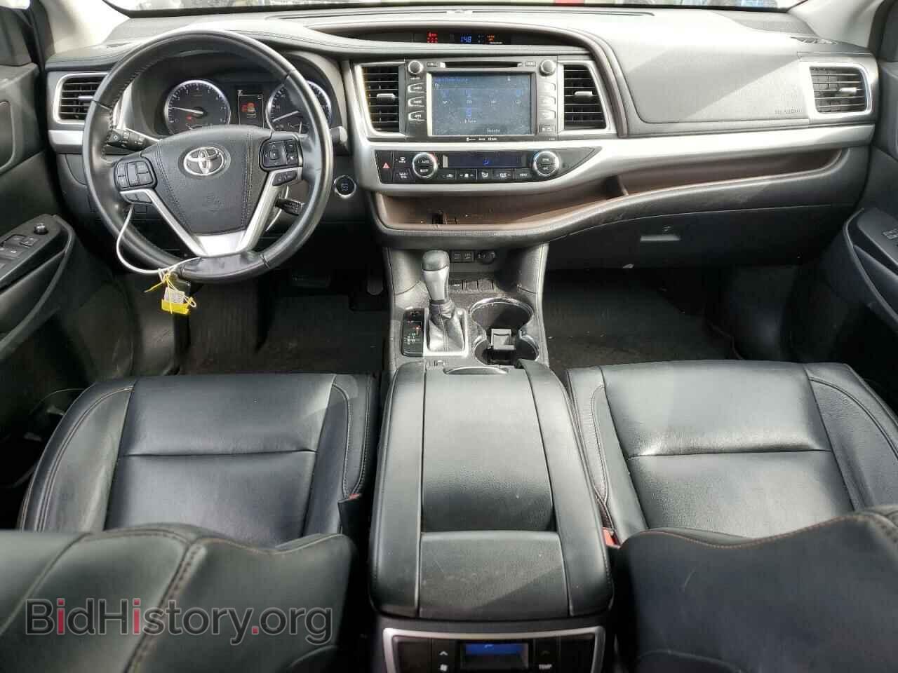 2018 TOYOTA HIGHLANDER - VIN: 5TDKZRFH7JS543733 - Фото 8