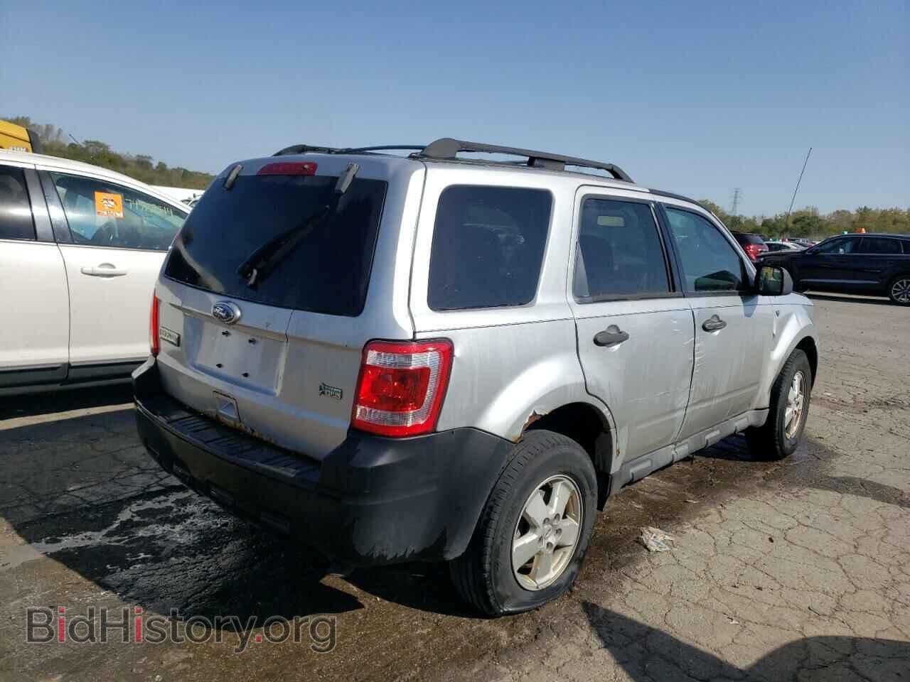 2010 FORD ESCAPE - VIN: 1FMCU0DG9AKB95798 - Фото 3