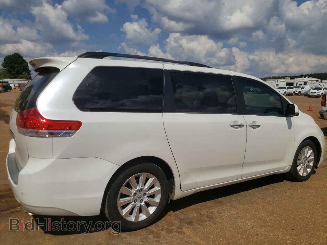 2012 TOYOTA All Models - VIN: 5TDYK3DC2CS251137 - Фото 3