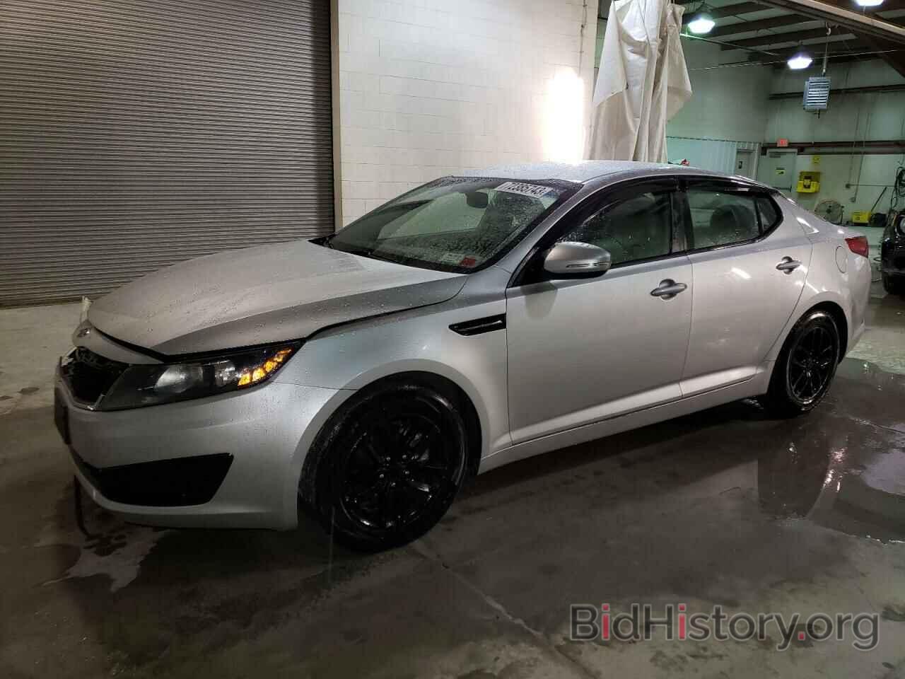 Photo KNAGM4A7XB5126200 - KIA OPTIMA 2011