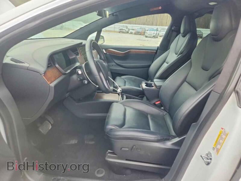 2020 Tesla MODEL X (VIN 5YJXCDE23LF299528) — photo 7 of 16