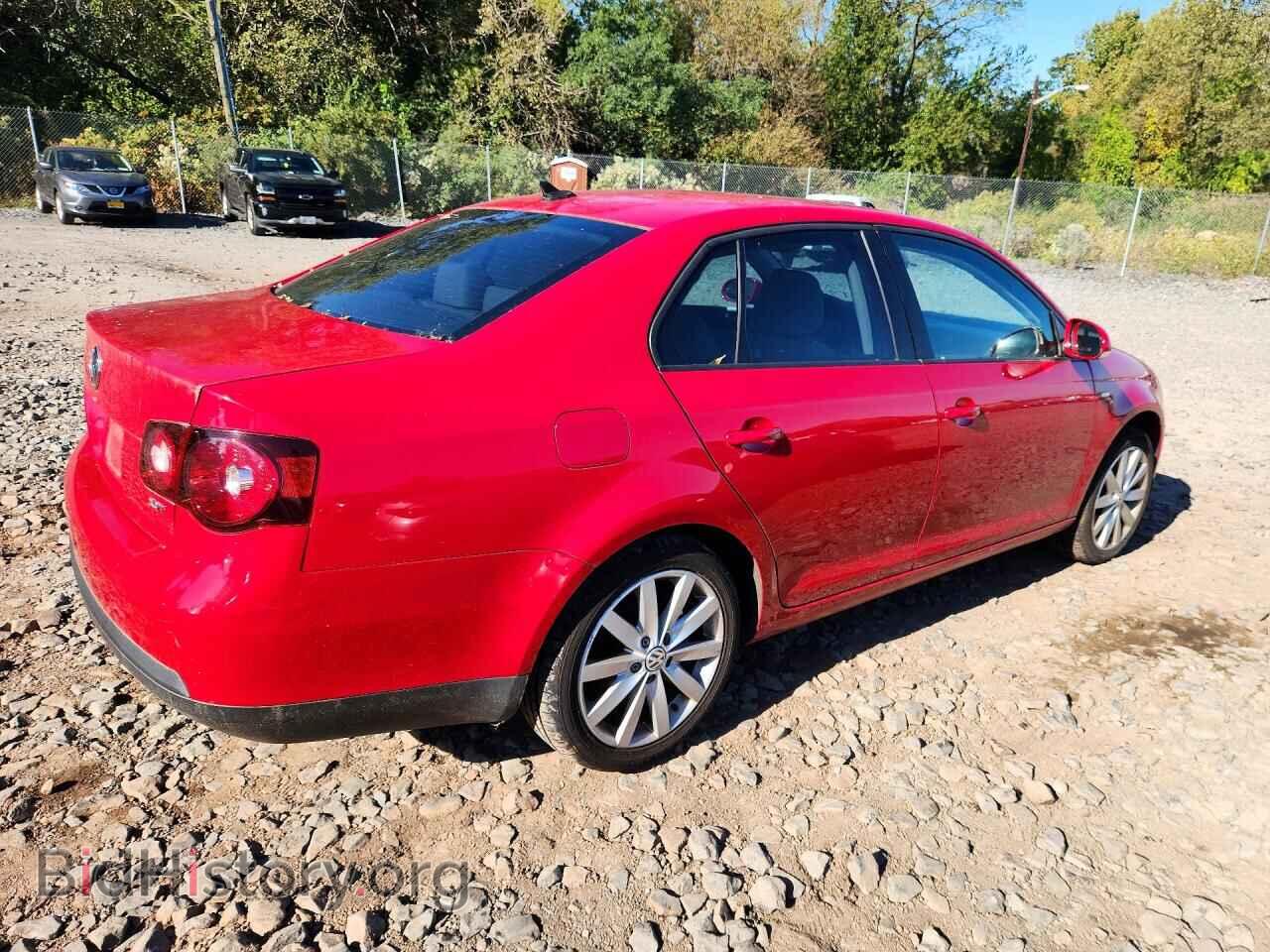 2010 VOLKSWAGEN JETTA - VIN: 3VWRA7AJ6AM053558 - Фото 3
