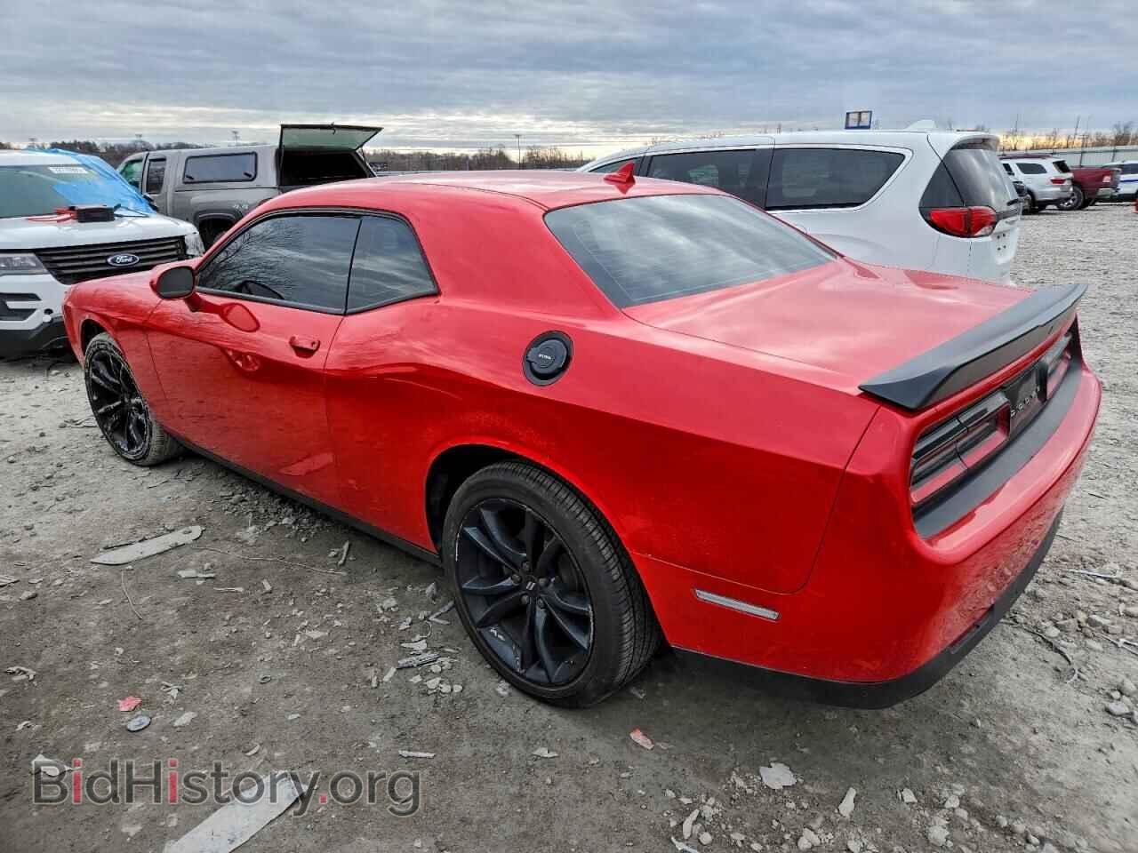 2018 DODGE CHALLENGER - VIN: 2C3CDZAG4JH305701 - Фото 2