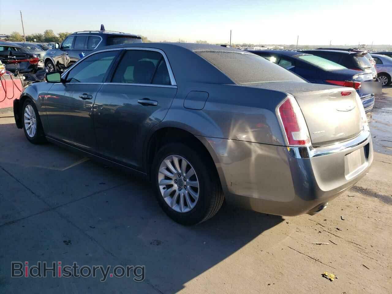2012 CHRYSLER 300 - VIN: 2C3CCAAG5CH312020 - Photo 2
