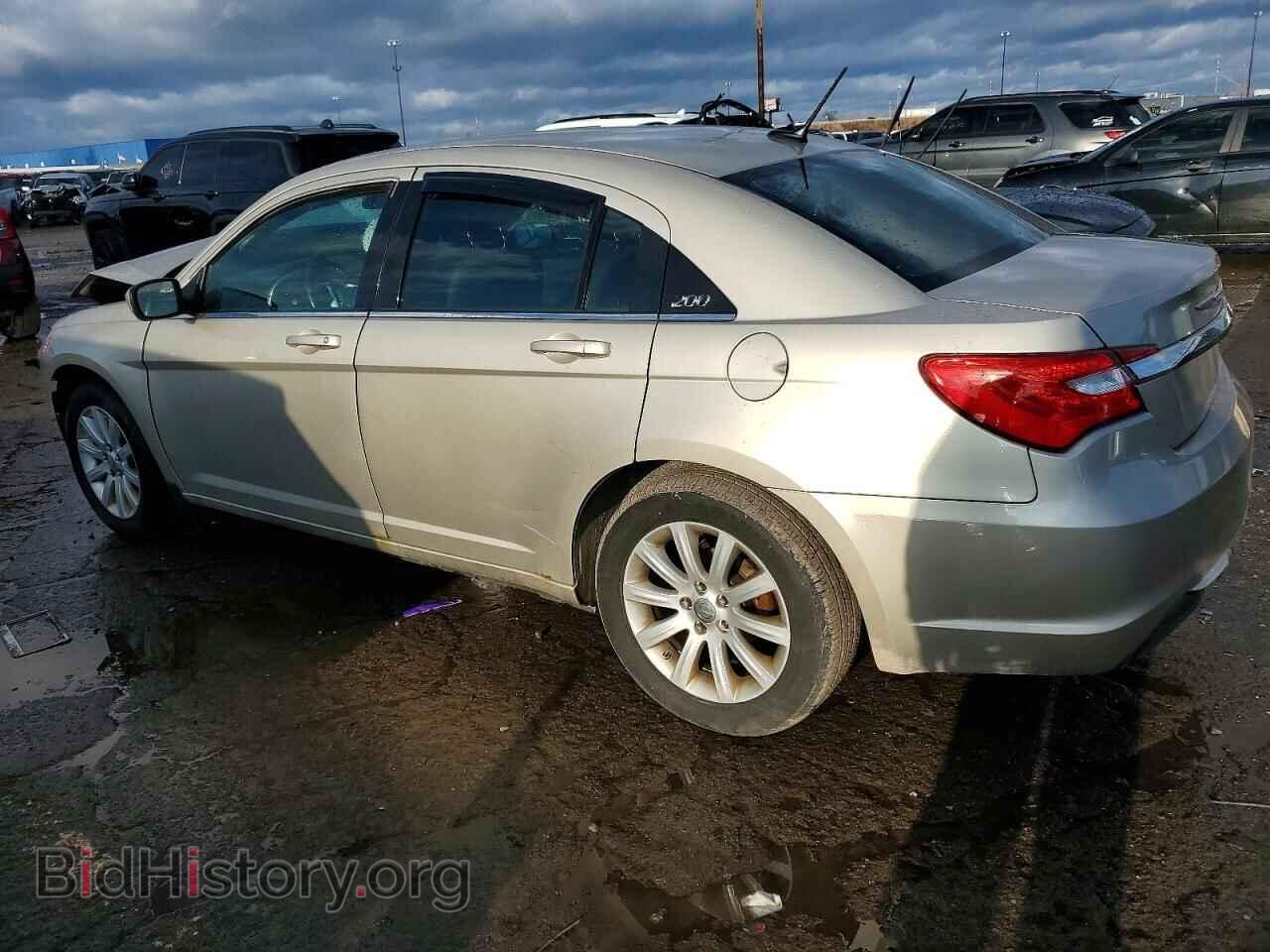2014 CHRYSLER 200 - VIN: 1C3CCBBB5EN186180 - Фото 2