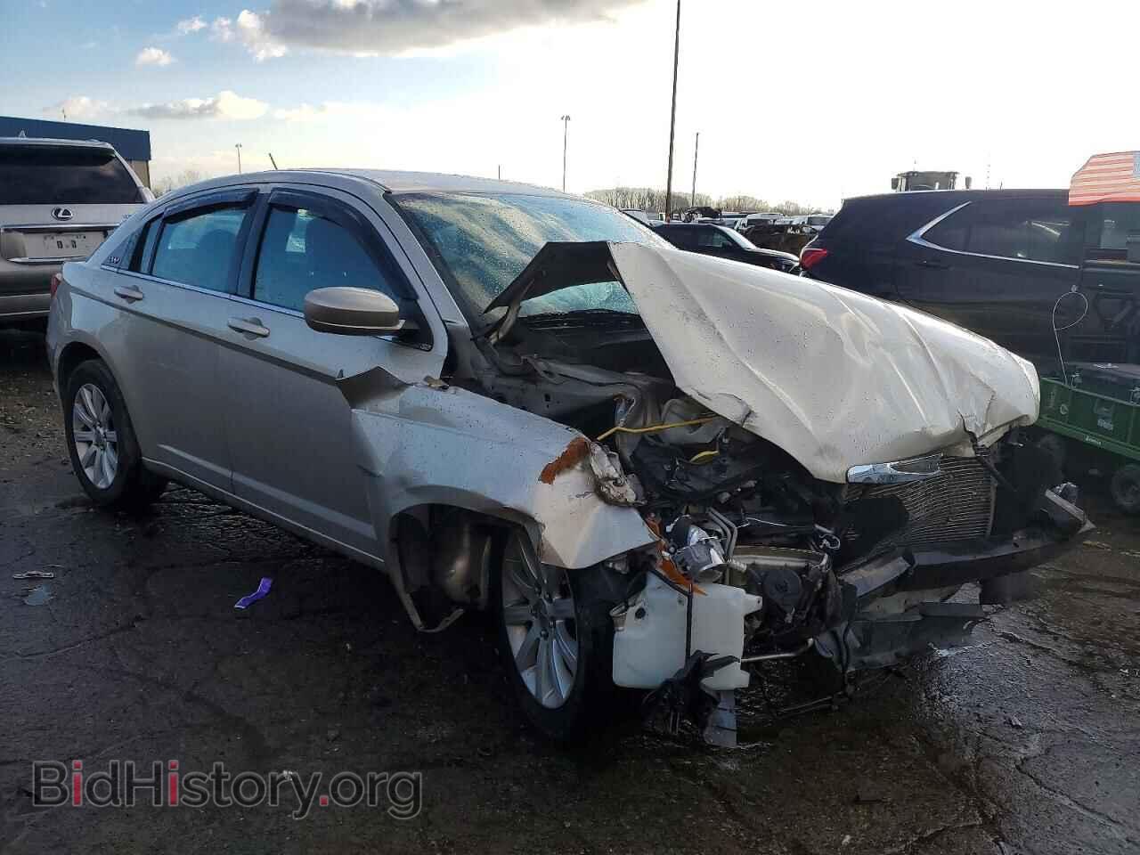 2014 CHRYSLER 200 - VIN: 1C3CCBBB5EN186180 - Фото 4