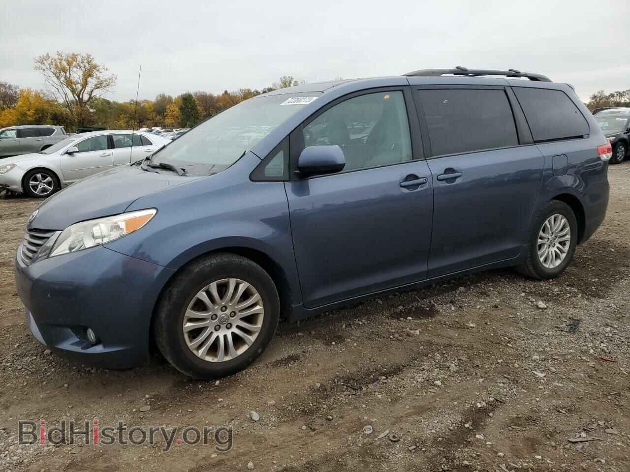 Photo 5TDYK3DC3DS331323 - TOYOTA All Models 2013