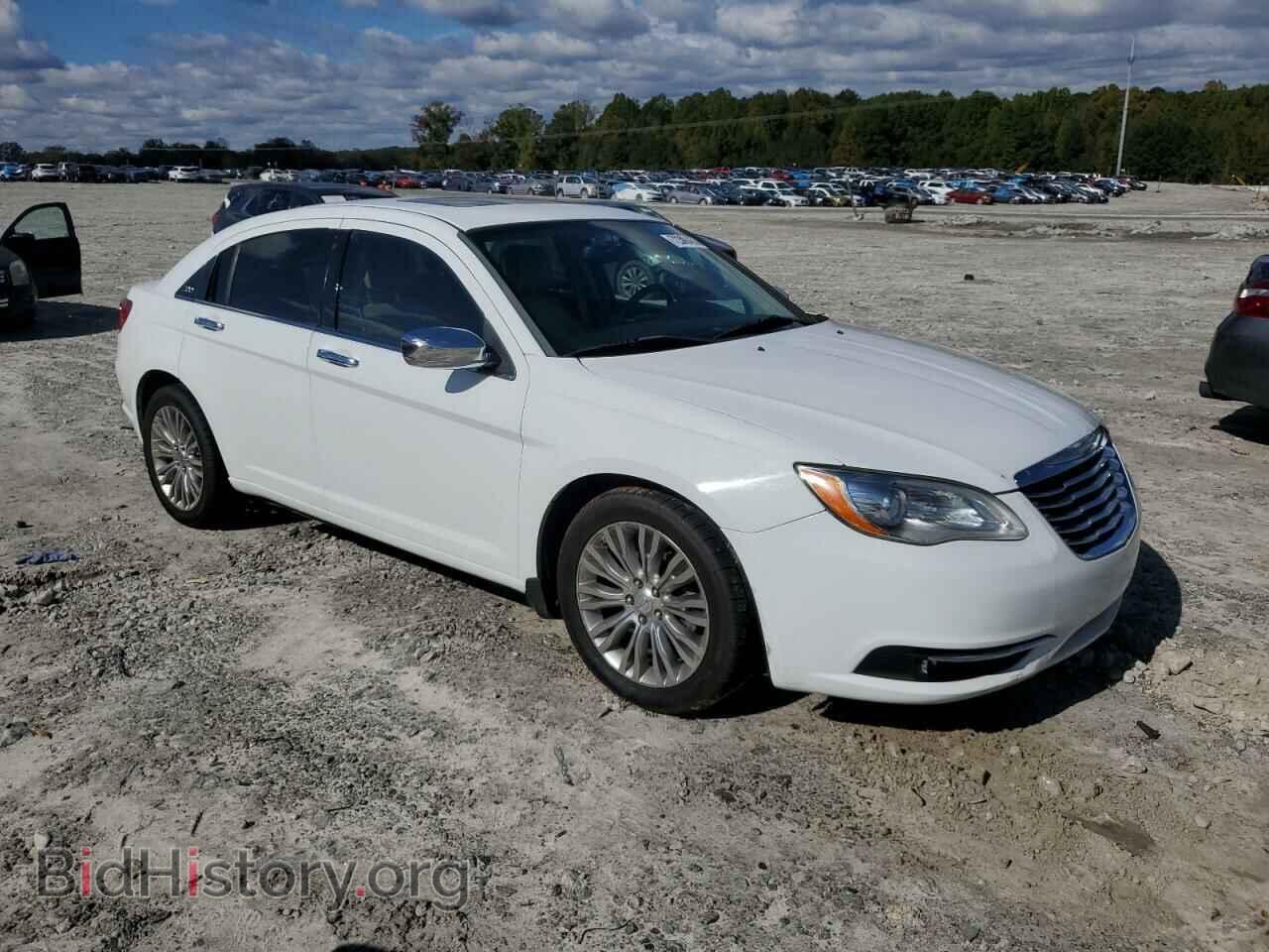 2013 CHRYSLER 200 - VIN: 1C3CCBCG6DN598388 - Фото 4