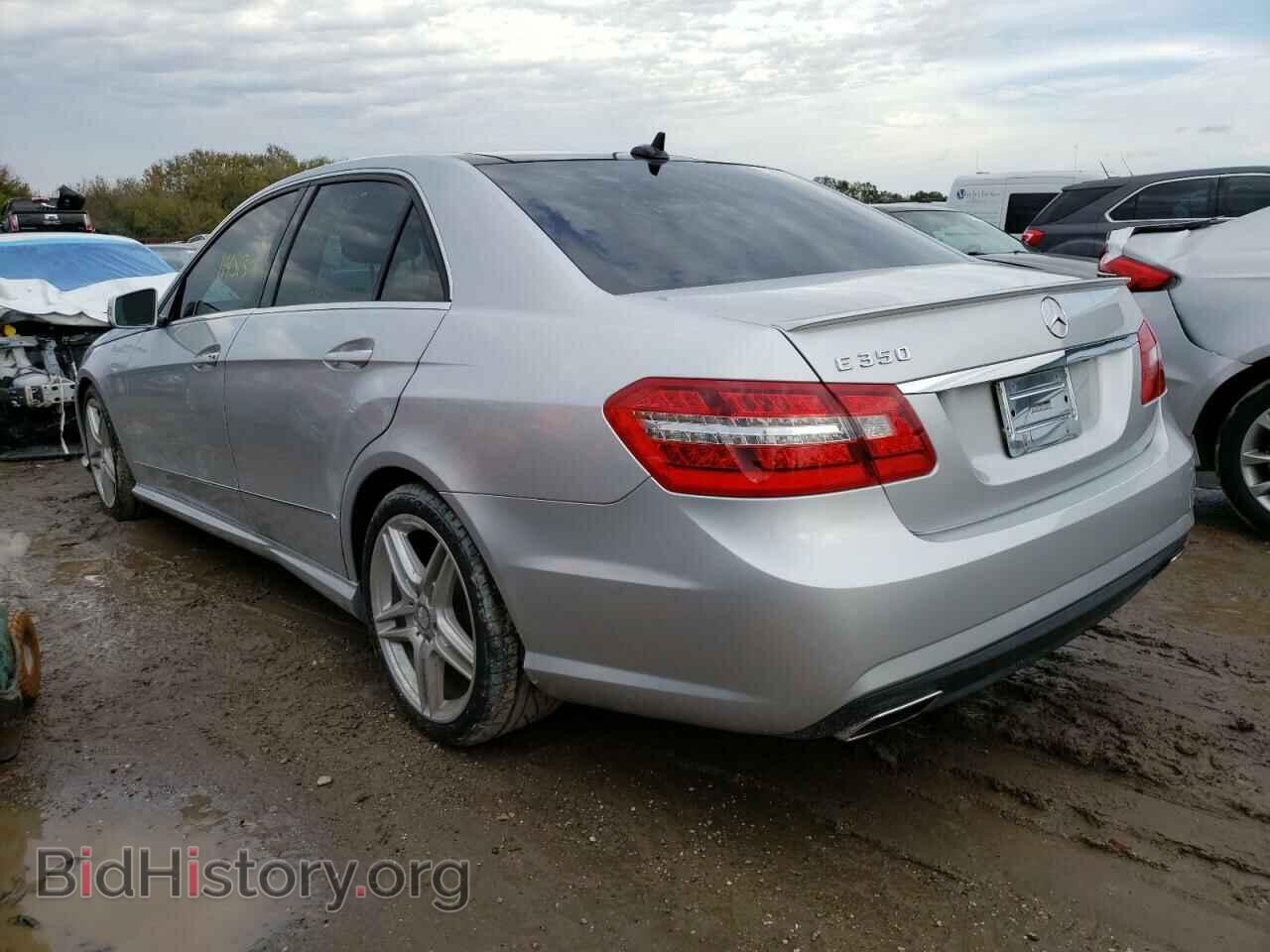 2011 MERCEDES-BENZ E-CLASS - VIN: WDDHF5GB6BA496768 - Фото 2
