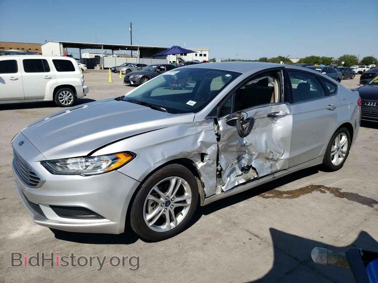 Photo 3FA6P0LU1JR172629 - FORD FUSION 2018
