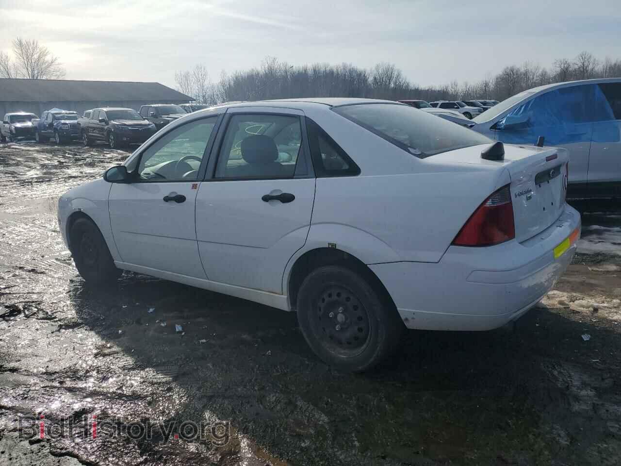 2007 FORD FOCUS - VIN: 1FAHP34N07W330997 - Фото 2