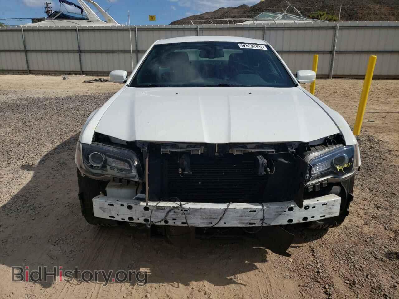 2019 CHRYSLER 300 - VIN: 2C3CCABG8KH562963 - Фото 5
