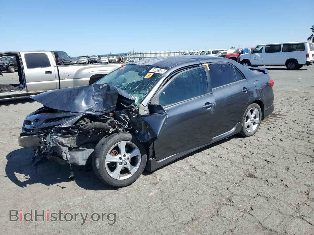 Photo 2T1BU4EE1BC626254 - TOYOTA COROLLA 2011