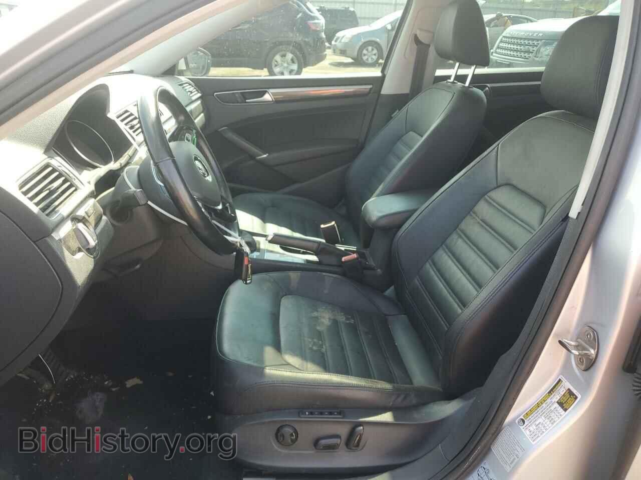 2016 VOLKSWAGEN PASSAT - VIN: 1VWCT7A37GC025621 - Фото 7