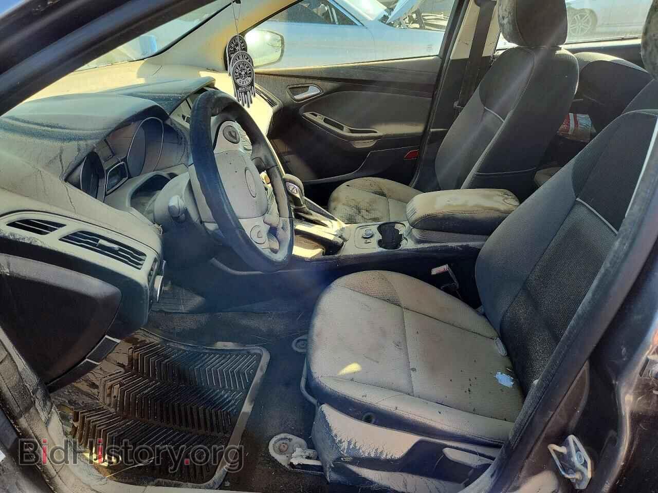 2014 Ford FOCUS (VIN 1FADP3F27EL411267) — фото 7 из 12