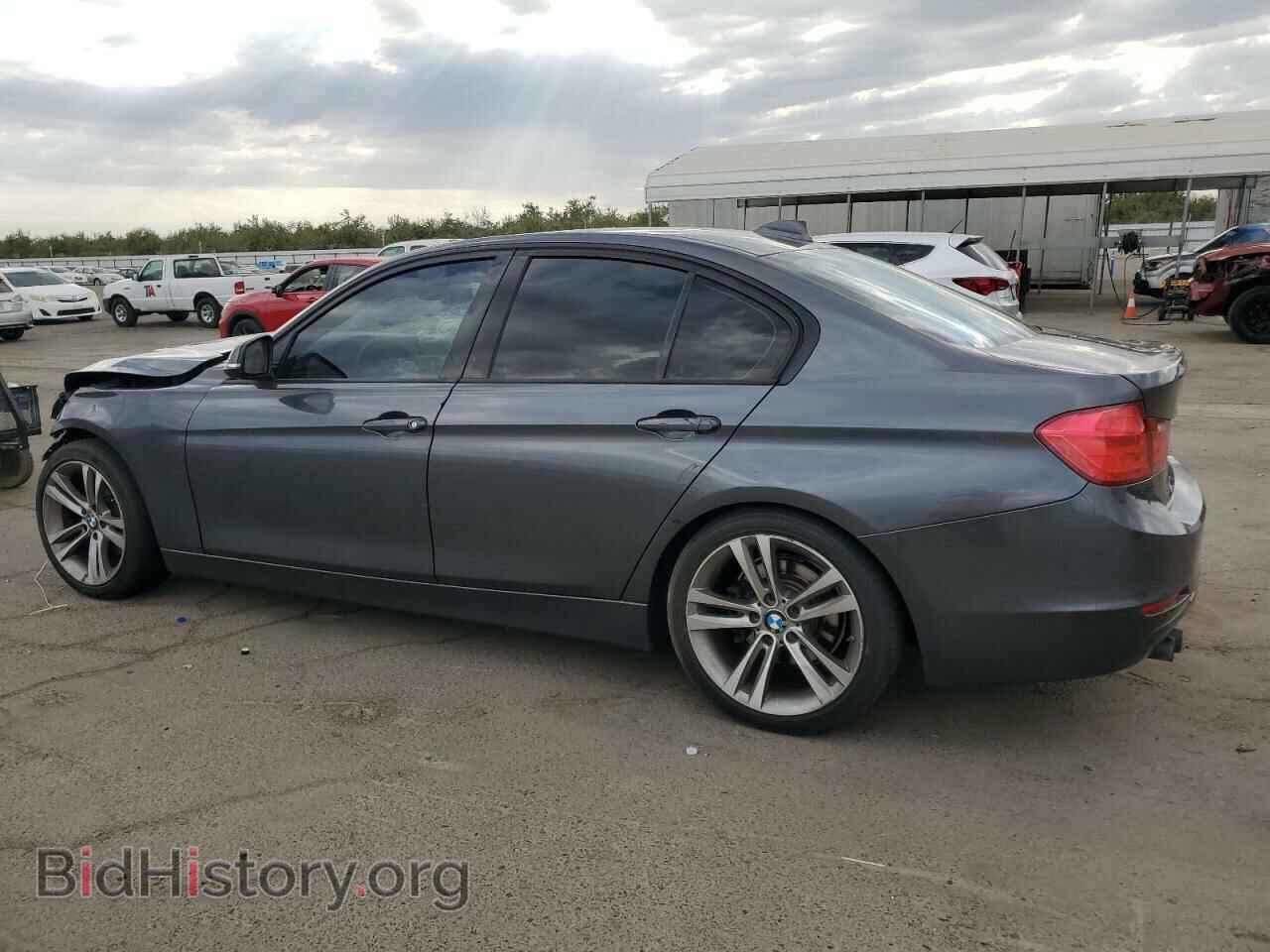 2012 BMW 3 SERIES - VIN: WBA3A5C51CF345616 - Фото 2