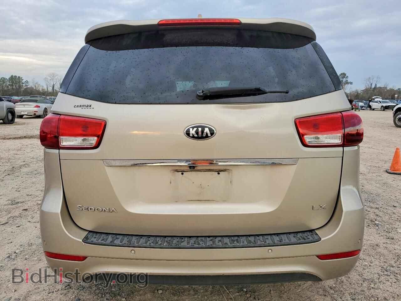 2016 KIA All Models - VIN: KNDMB5C17G6215959 - Фото 6