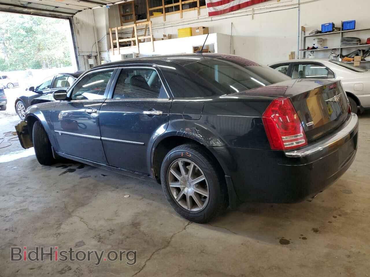 2008 CHRYSLER 300 - VIN: 2C3LK63H48H107737 - Фото 2