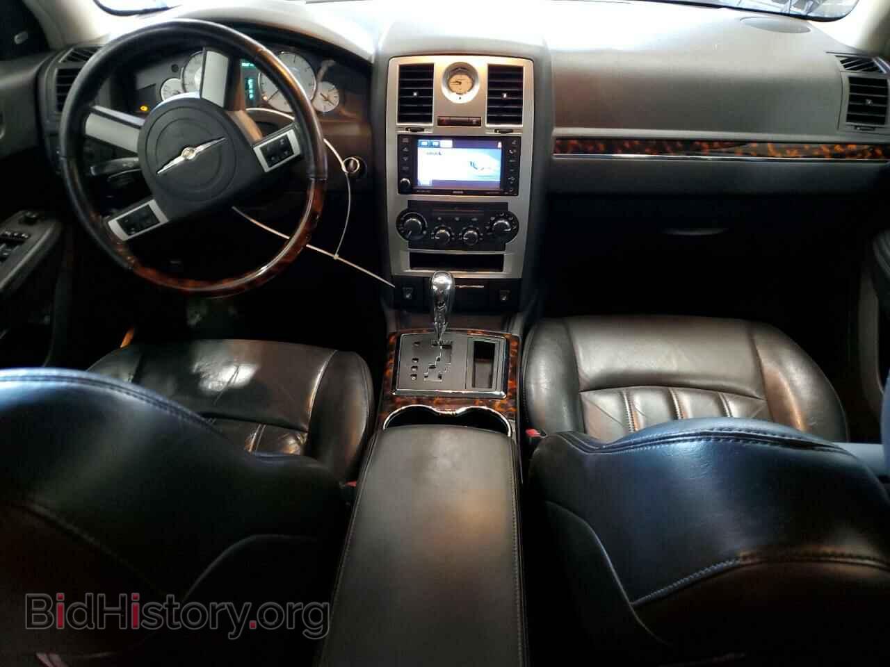 2008 CHRYSLER 300 - VIN: 2C3LK63H48H107737 - Фото 8