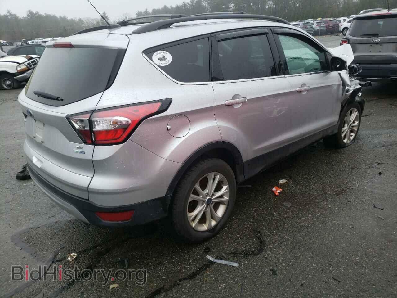 2018 FORD ESCAPE - VIN: 1FMCU9GD4JUB78210 - Фото 3