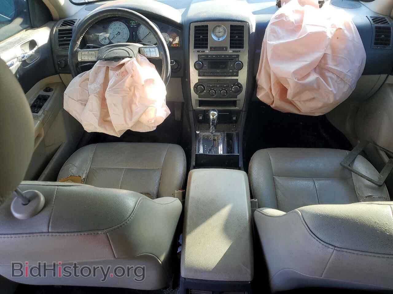 2006 CHRYSLER 300 - VIN: 2C3KA53G66H464317 - Фото 8