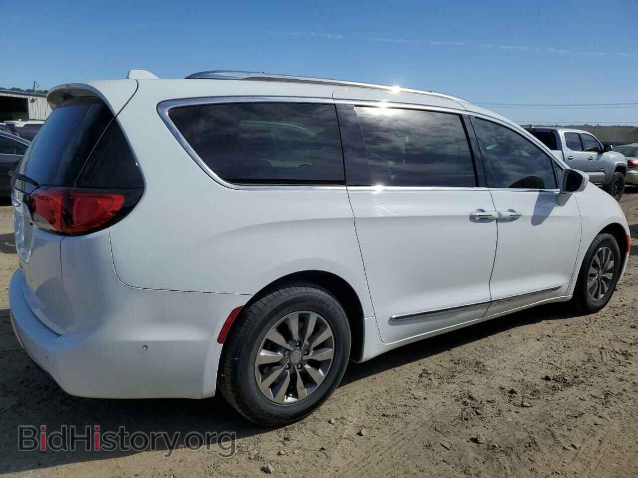2019 CHRYSLER PACIFICA - VIN: 2C4RC1EG8KR629346 - Photo 3